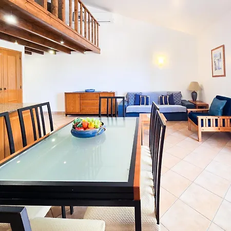 Prainha Loft アルヴォル